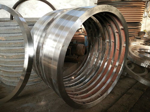 金灘齒輪 鑄鋼輪帶與滾圈的專業加工，驅動機電設備高效運轉